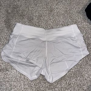 Lululemon Speed Up Low Rise Short 2.5”